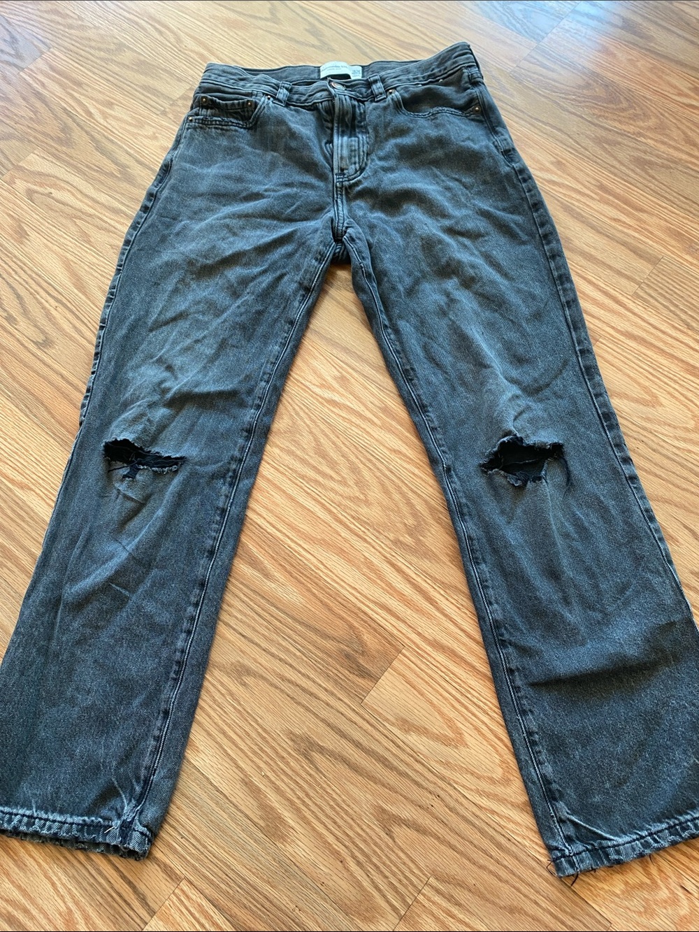 abercrombie kids Charcoal Black Relaxed Fit Distressed Knee Jeans 13/14